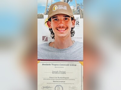 Power Line Worker Grads